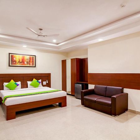Treebo Trend Hotel Jp Plaza Nampally Haydarabad Dış mekan fotoğraf