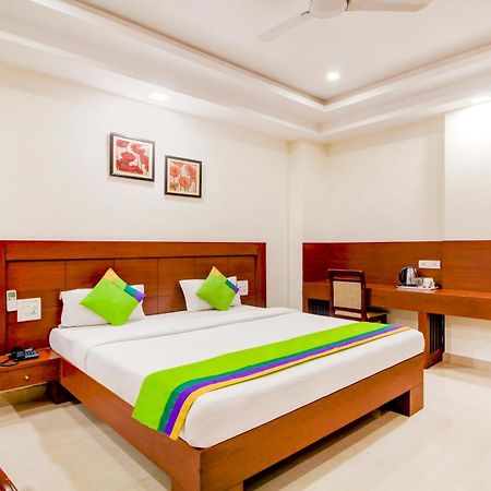 Treebo Trend Hotel Jp Plaza Nampally Haydarabad Dış mekan fotoğraf