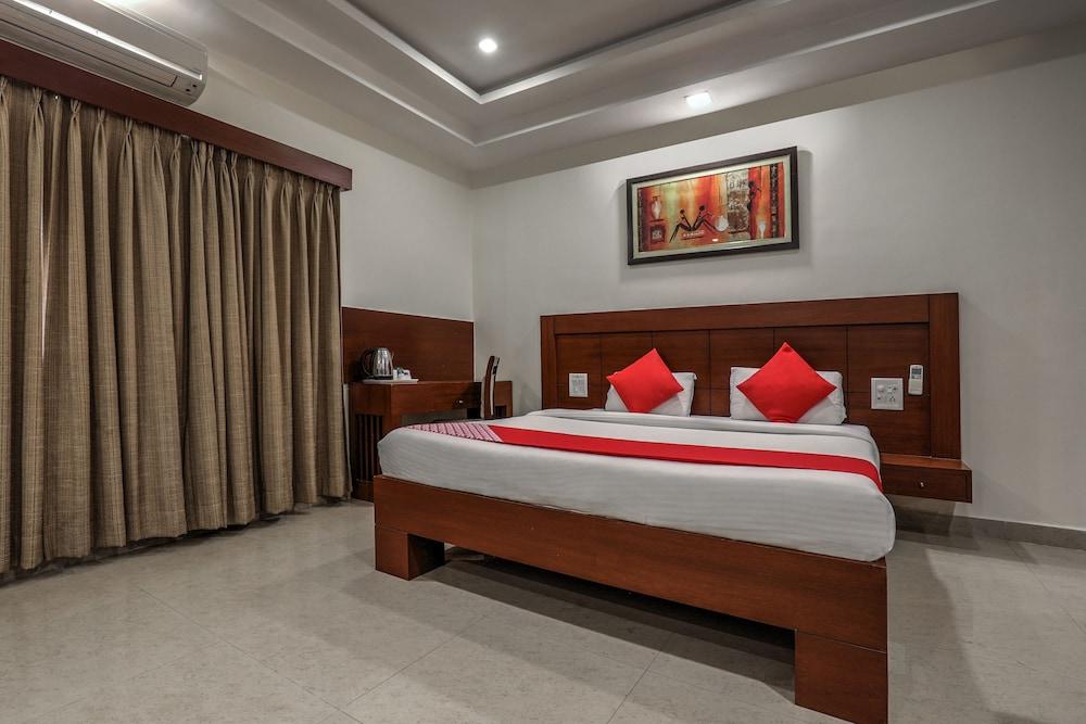 Treebo Trend Hotel Jp Plaza Nampally Haydarabad Dış mekan fotoğraf