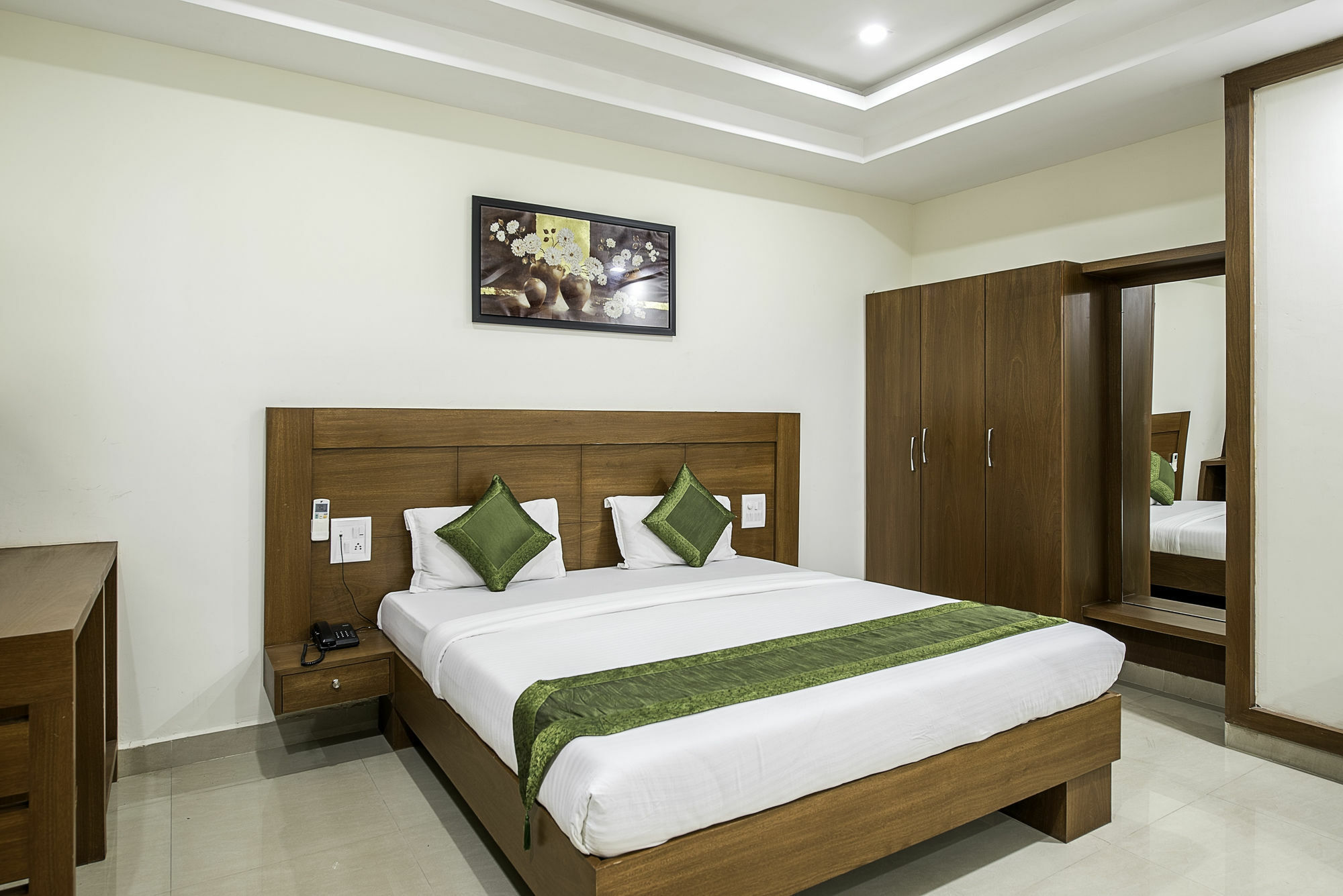 Treebo Trend Hotel Jp Plaza Nampally Haydarabad Dış mekan fotoğraf