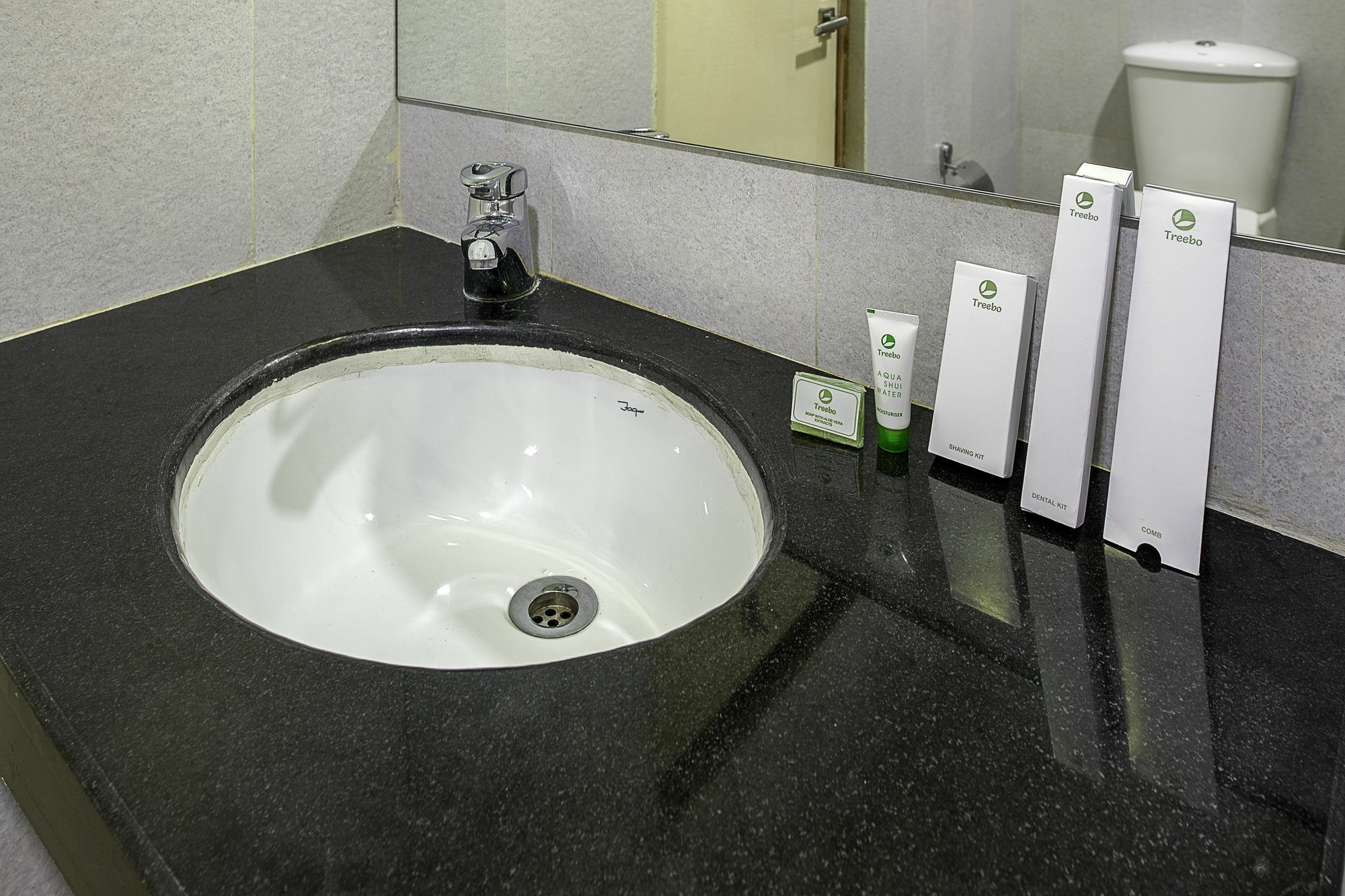 Treebo Trend Hotel Jp Plaza Nampally Haydarabad Dış mekan fotoğraf