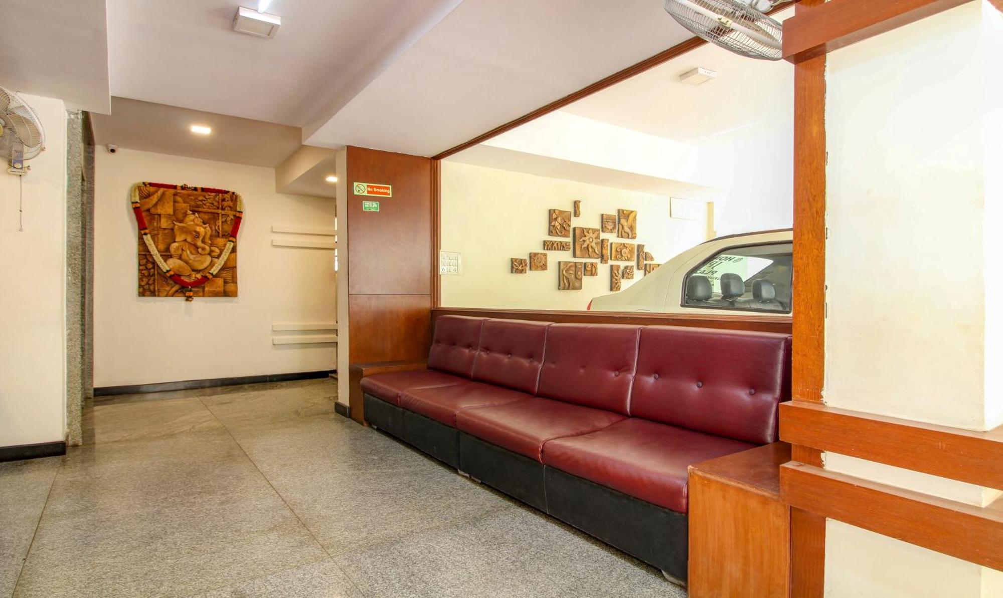 Treebo Trend Hotel Jp Plaza Nampally Haydarabad Dış mekan fotoğraf