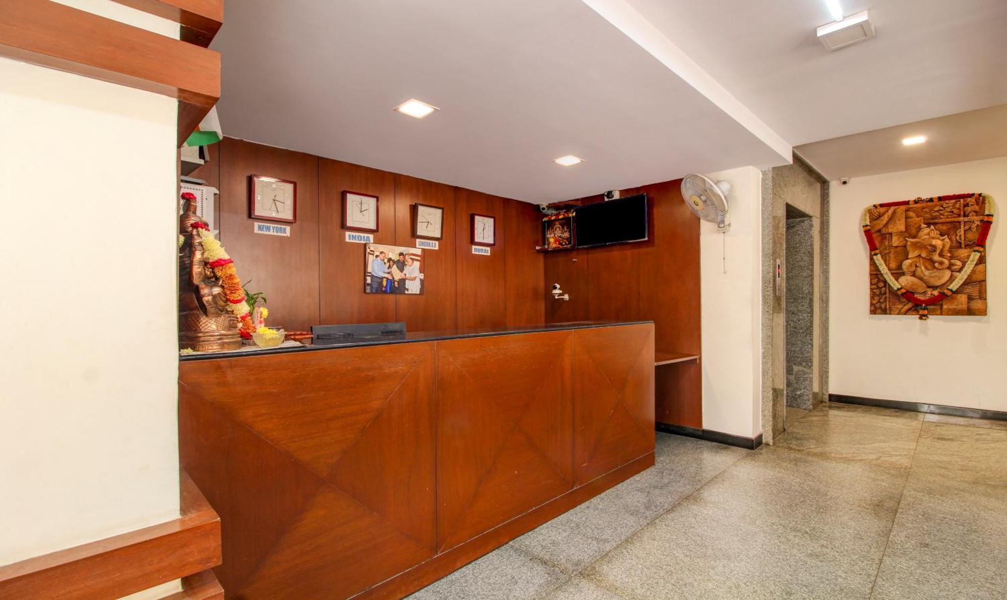 Treebo Trend Hotel Jp Plaza Nampally Haydarabad Dış mekan fotoğraf