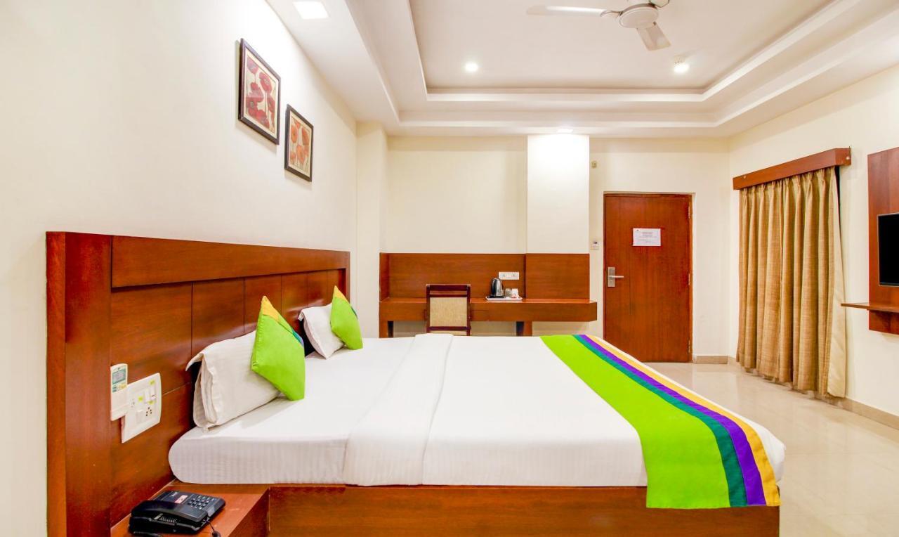 Treebo Trend Hotel Jp Plaza Nampally Haydarabad Dış mekan fotoğraf