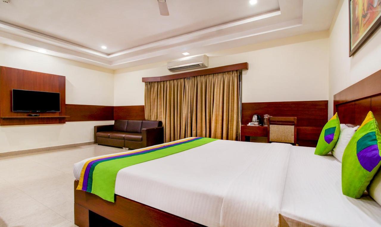Treebo Trend Hotel Jp Plaza Nampally Haydarabad Dış mekan fotoğraf
