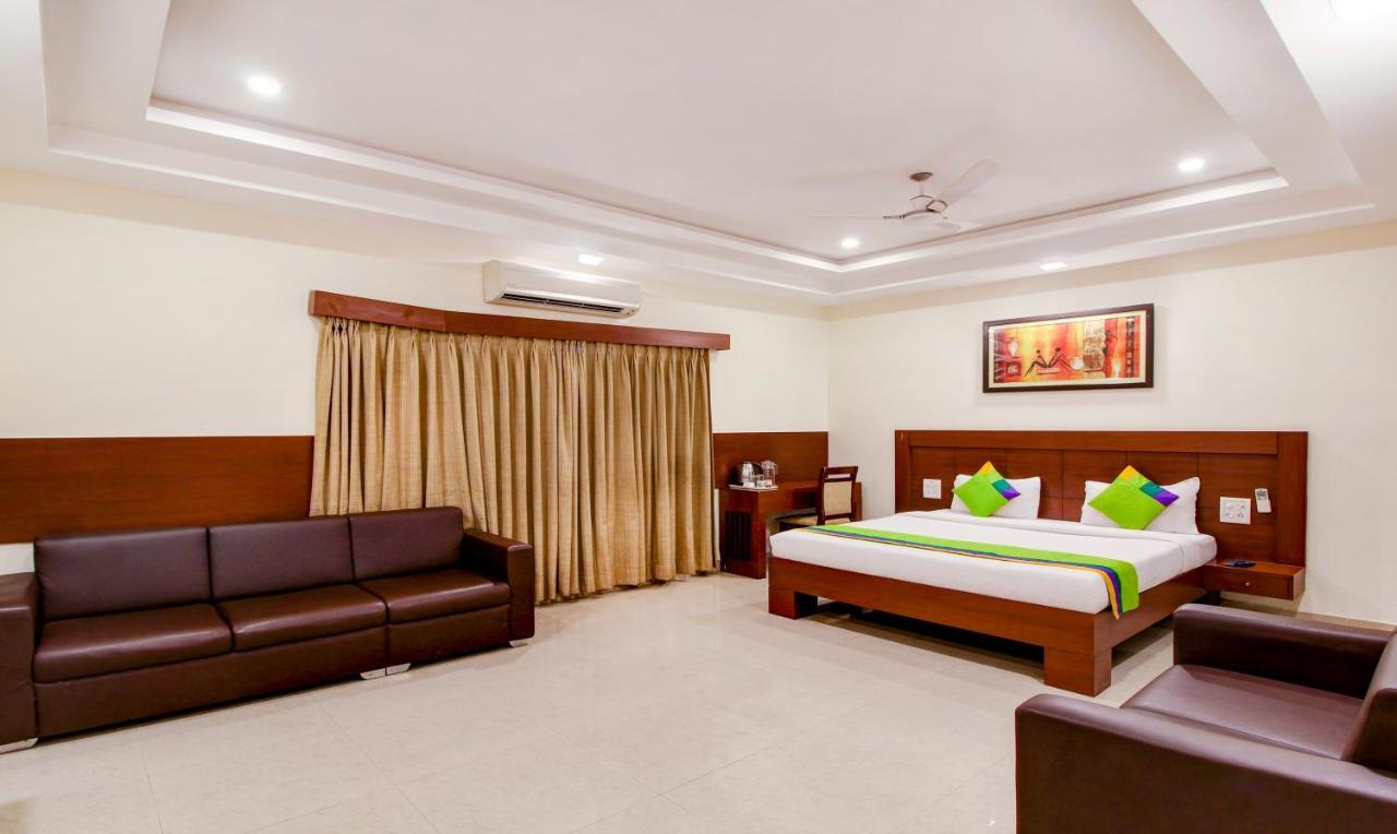Treebo Trend Hotel Jp Plaza Nampally Haydarabad Dış mekan fotoğraf