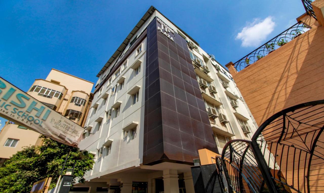 Treebo Trend Hotel Jp Plaza Nampally Haydarabad Dış mekan fotoğraf