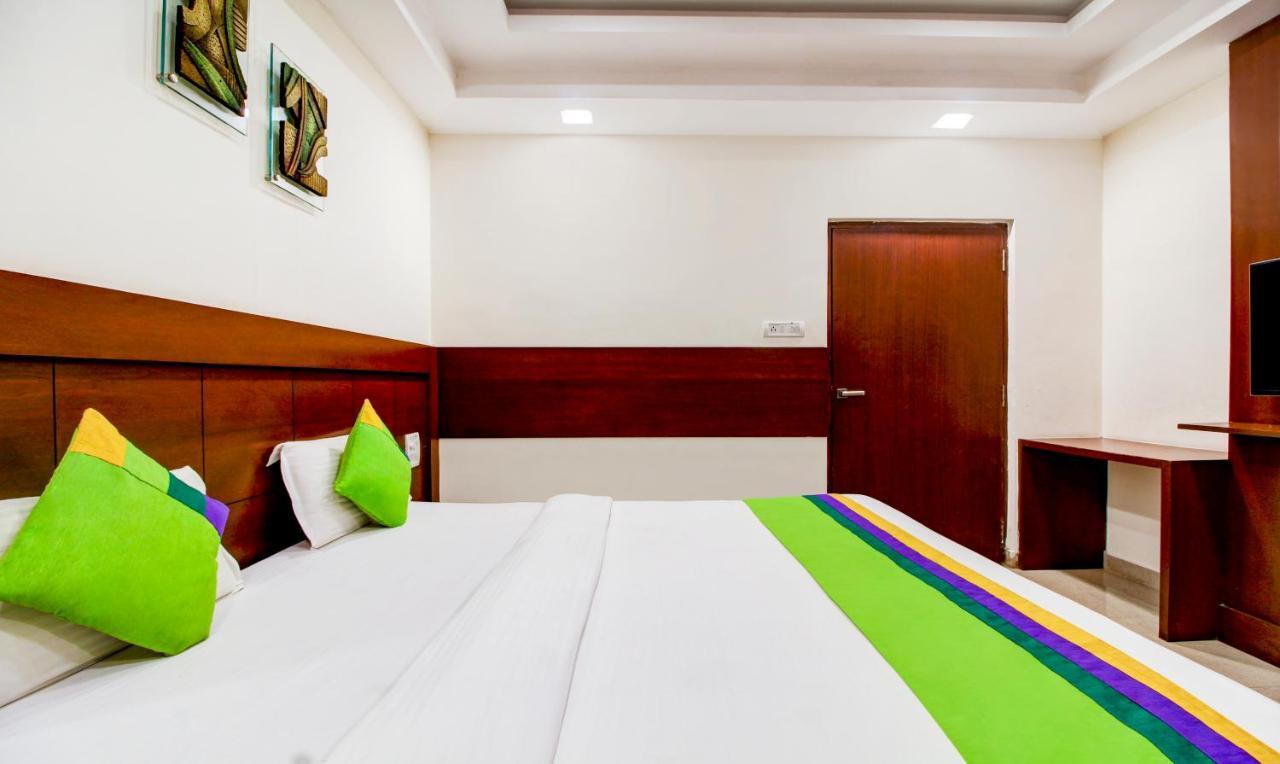 Treebo Trend Hotel Jp Plaza Nampally Haydarabad Dış mekan fotoğraf